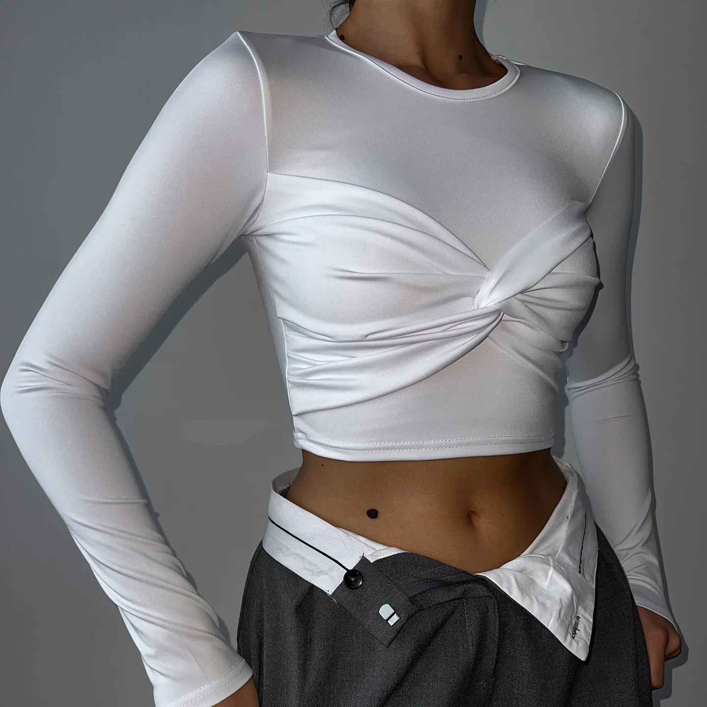Spring Autumn Womens Casual Pleated Long Sleeved Tshirt Fashion Spicy Solid Slim Fit Pullovers Tees Shirts Streetwear 250826