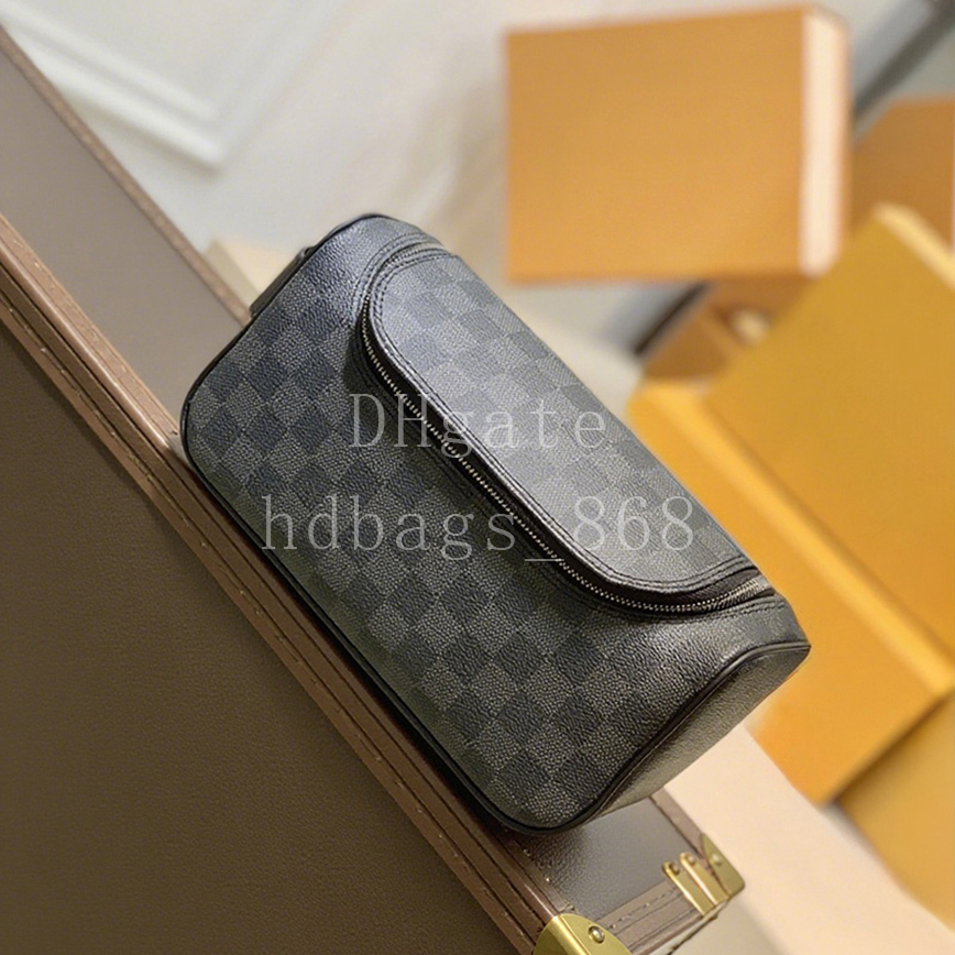 Toiletry Pouch Mirror quality Designer bags bathroom bag Luxury Handbag vanity bag Fashion Clutch bag 28cm With box LX04A1