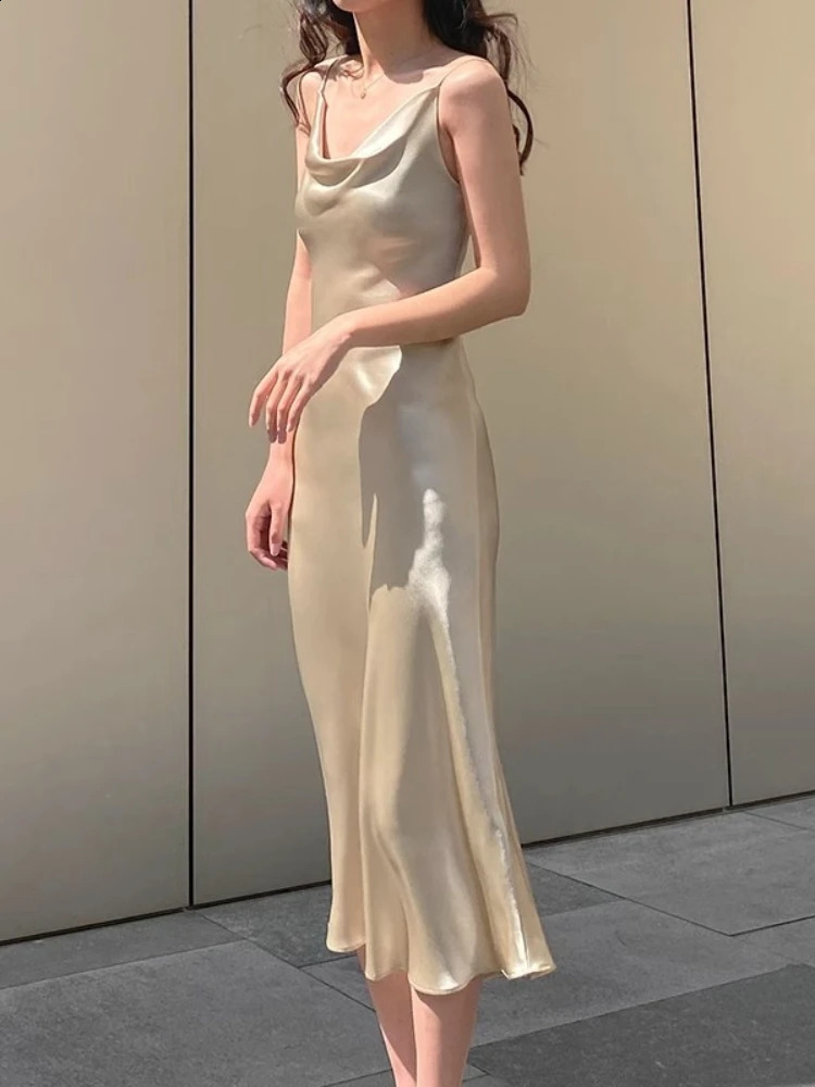 Women Satin Solid Color Swinging Collar Evening Dress Elegant Party Dresses Summer Sexy Spaghetti Strap Backless Maxi Dress 250827