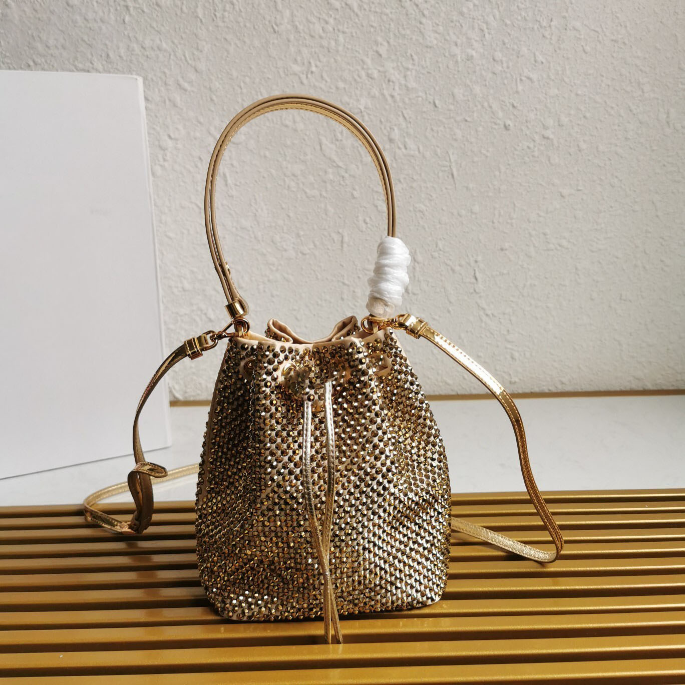 10A Top Quality Women's Handbag Mini Satin Designer Fashion Crystal Embellished Bucket Bag Diamond Handbag Summer Gold Black Shiny Party One Sh