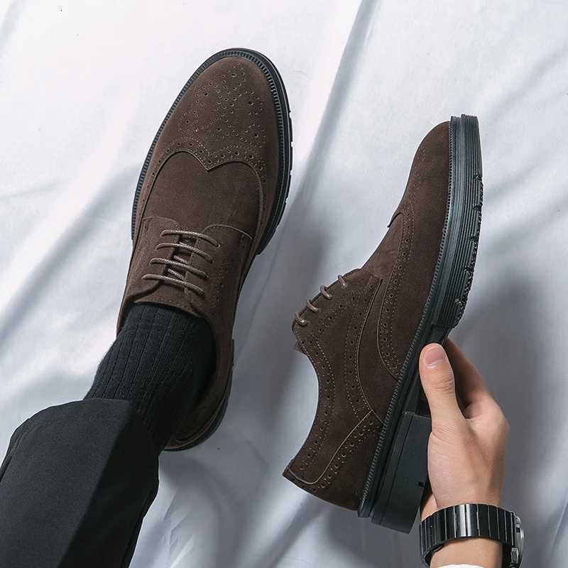 igh Quality Mens Baroque Oxford Shoes Thick Bottom Fi Office Business Male Designer Leather Casual Matte Surface ShoesXJ250827