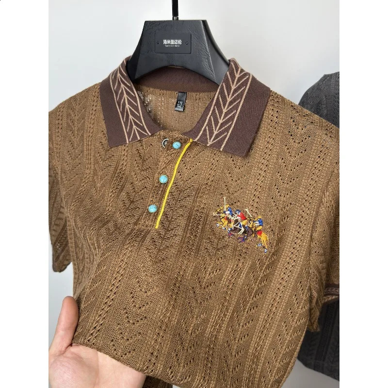 High end hollowed out jacquard knitted polo shirt embroidered mens summer short sleeved lapel tshirt light retro 250826