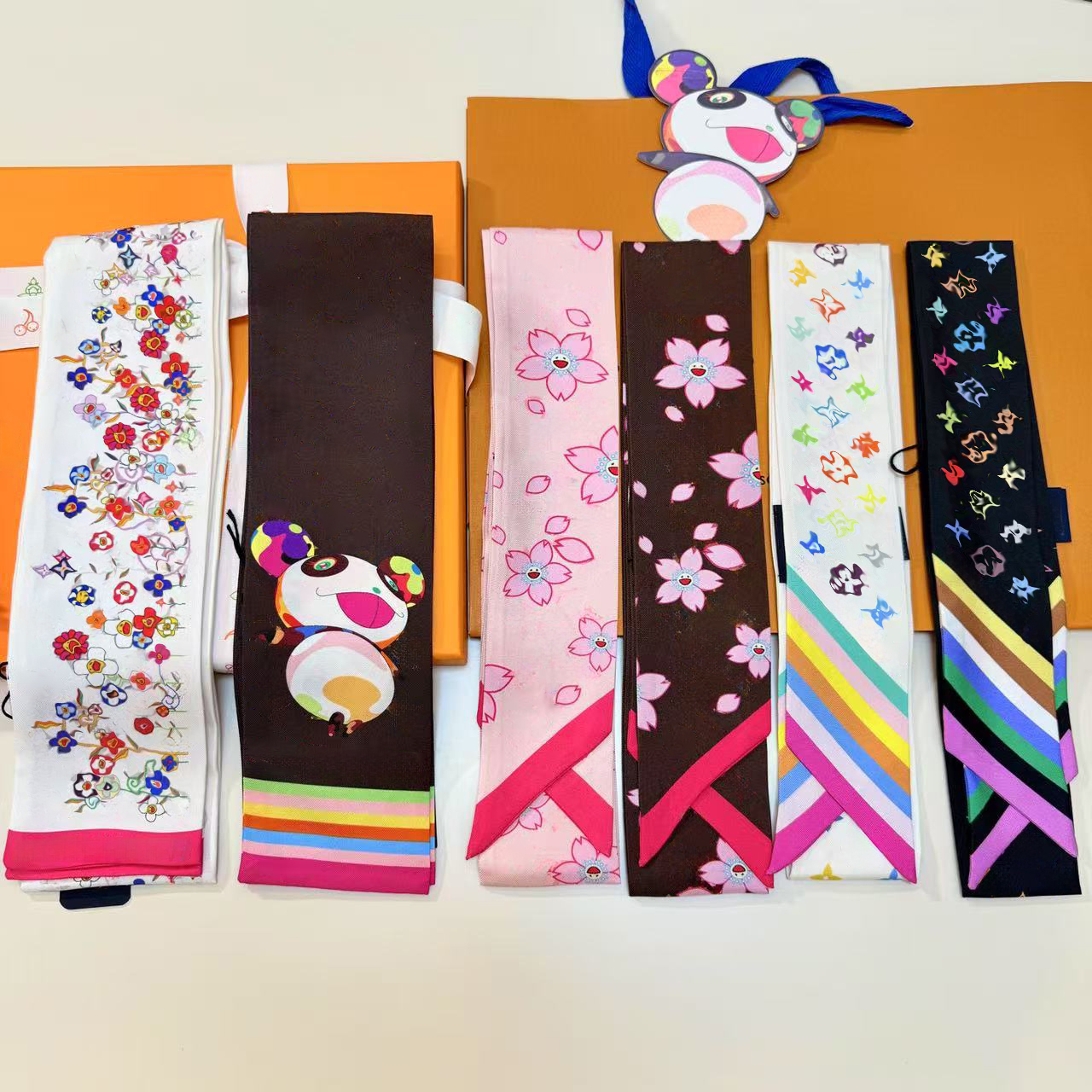 Scarf Designer Women Fashion Silk Scarf Colorful Printed Bag Scarfs Hair Thin Scarves Neck Tie Womens Scarves Luxury Headband Long Handle Bag Access