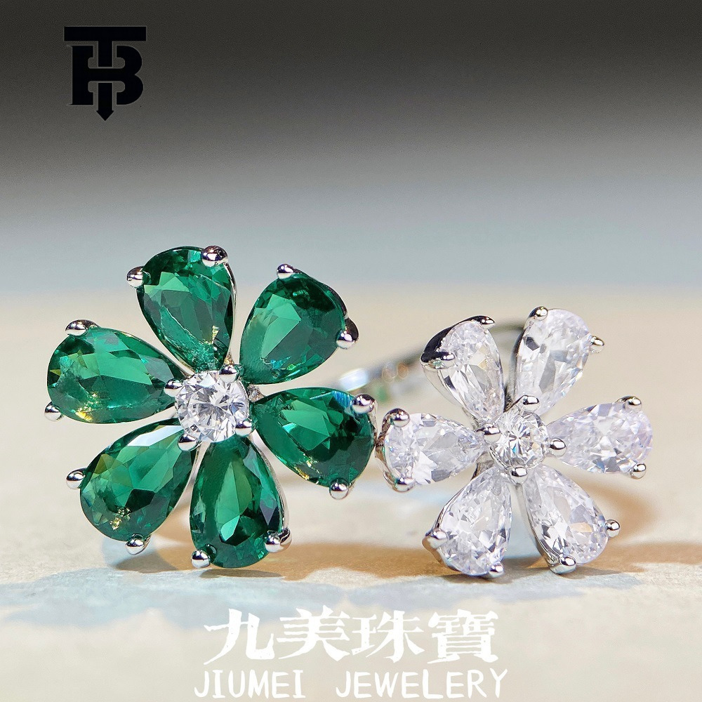 2025 New Retro Jewelry S925 Sterling Silver Women's Fashion Ring Set With White Zirconia Diamond Flower Designer Jewelry Wedding Ring