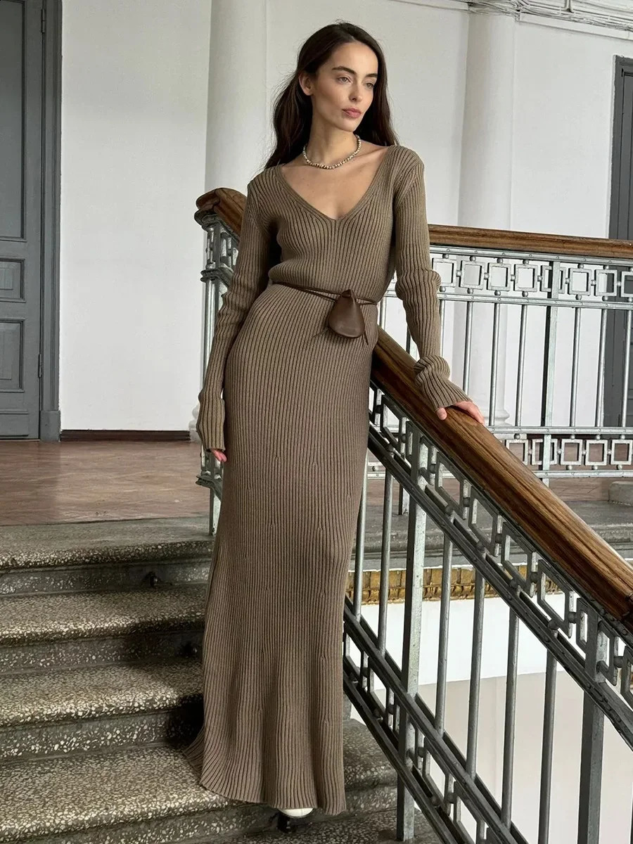 Wolfeel Women Solid Color Long Sleeve V neck Slim Bodycon Knitted Maxi Dress Trendy Elegant Fashion Dresses Autumn Winter 250827