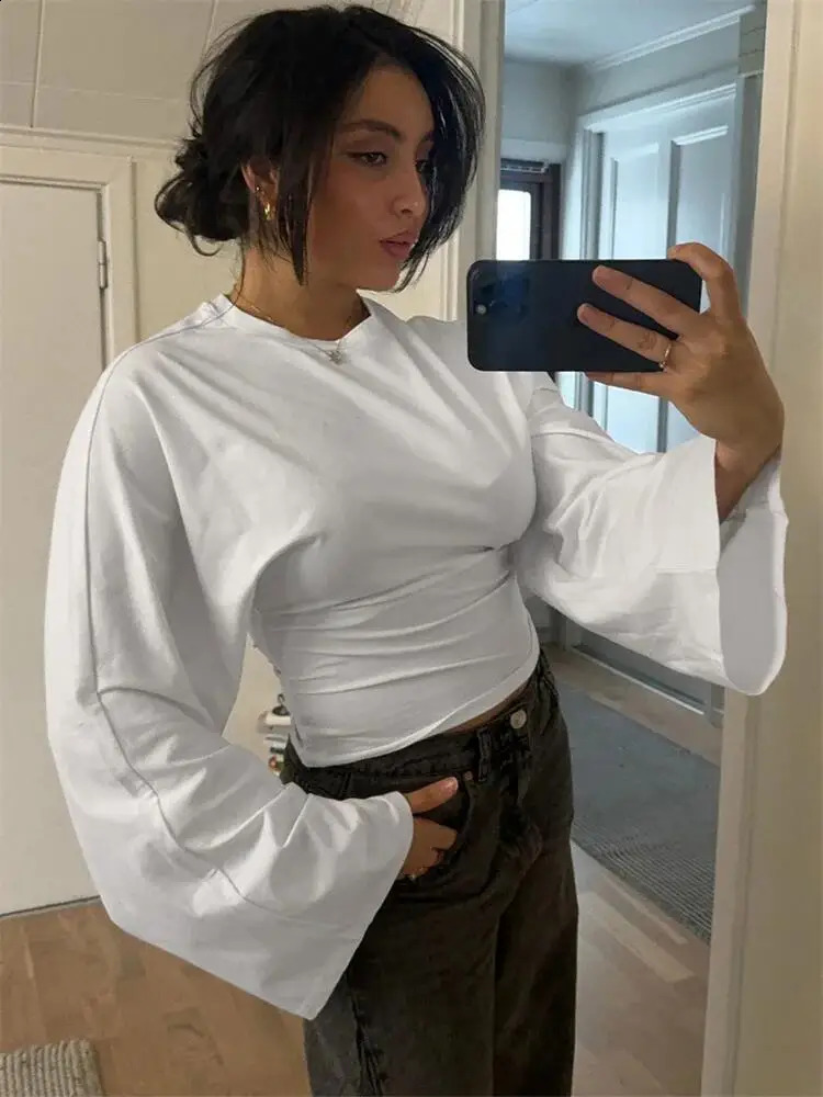 Casual White Tshirt Women Long Sleeve High Waist Bandage Pullover Fashion Versatile Style Loose Solid Tee Autumn Commute 250826