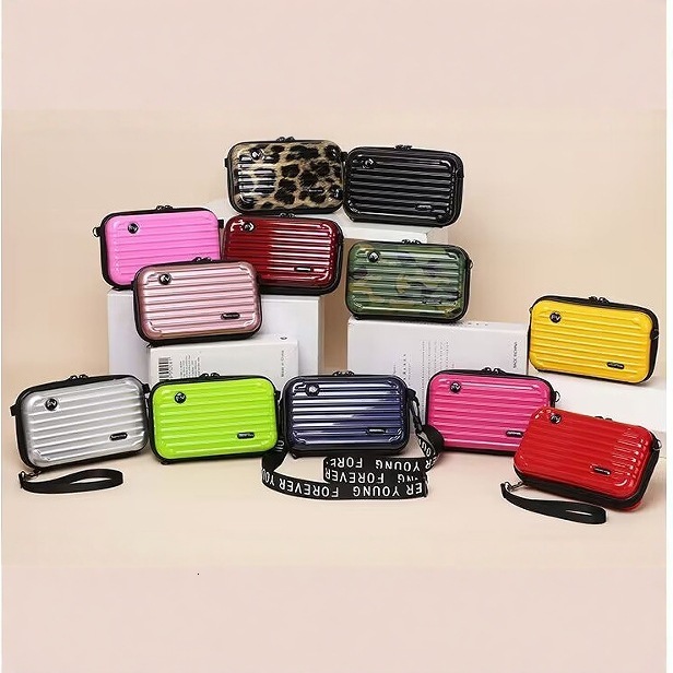 Free Shipping New Designer Bag Hot-selling Hard Shell Makeup Bag Waterproof Toiletry Bag Travel Organizer Portable Shoulder Bag Exquisite Shopping B