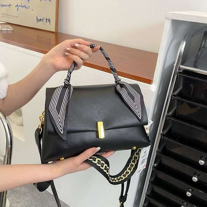 2023 new senior sense portable silk scarf single shoulder fashion large capacity cross-body bag for women