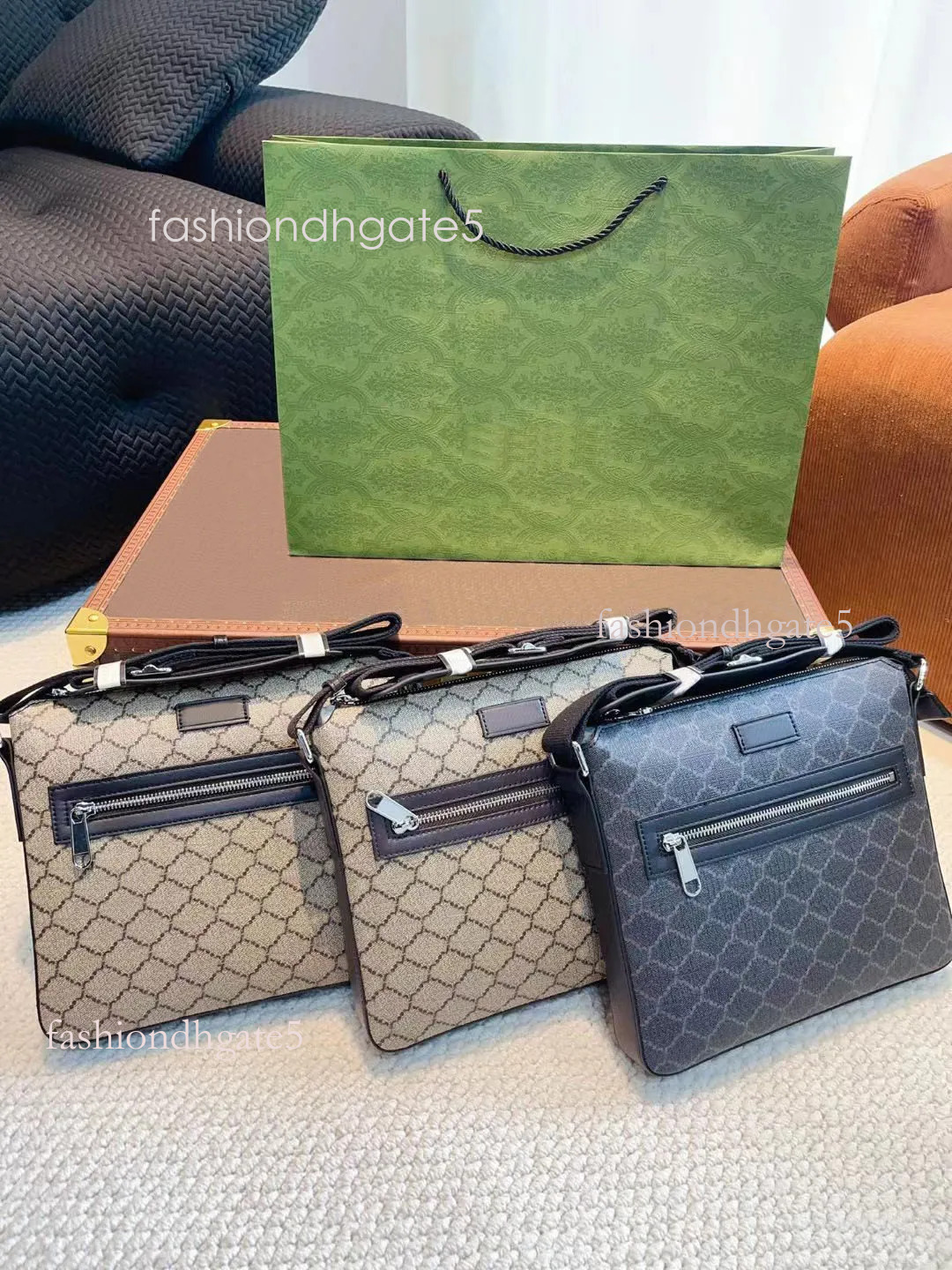 Designer Mens Shoulder Bags Man Genuine Leather Briefcases Messenger Wedding Crossbody Bag wallet.