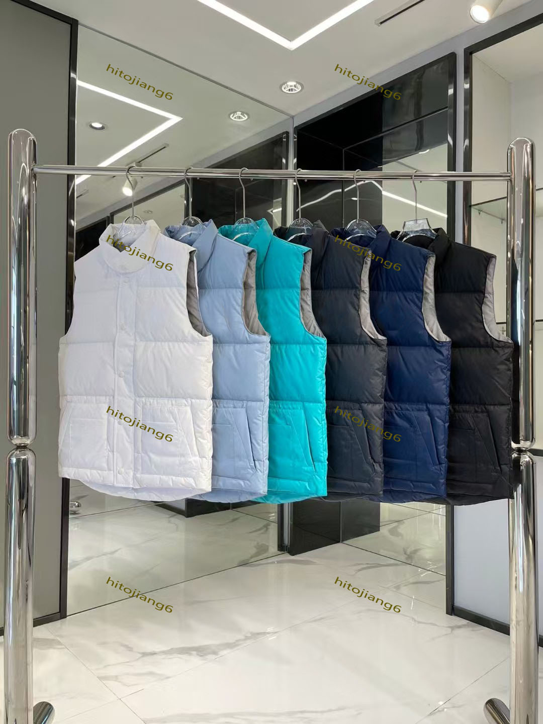 Womens Puffer Vest Designer Vest Gilet Mens Designer Jacket Stand Collar Zipper Buttons Letters Classic White Duck Down Winter Vest top Mens Vest Ja