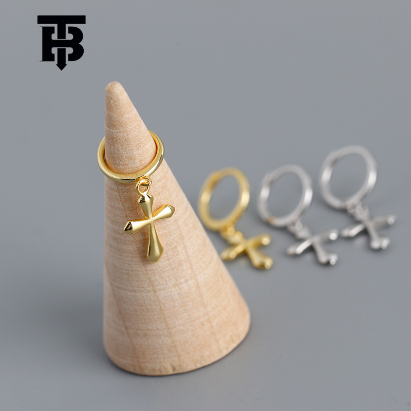 Free Shipping For New Designer Accessories American Cross Earrings Light Luxury Fashion Gold Cross Shape S925 Sterling Silver Ear Clips Ear Drops