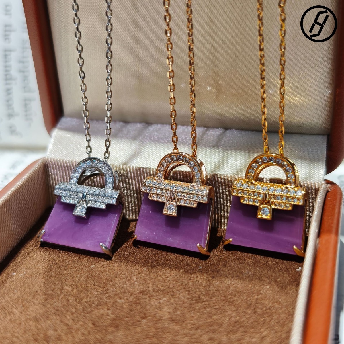 French Retro Light Luxury Full Diamond Violet Bag Necklace Double-sided Wearable Exquisite High-end Clavicle Chain Designer Necklace Wholesale