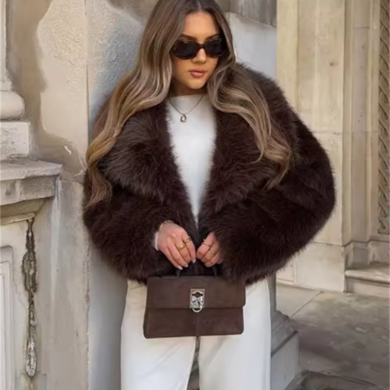 Women's casual faux fur collar short coat, loose plush long-sleeved warm women's jacket, autumn/winter women's business coat 250827