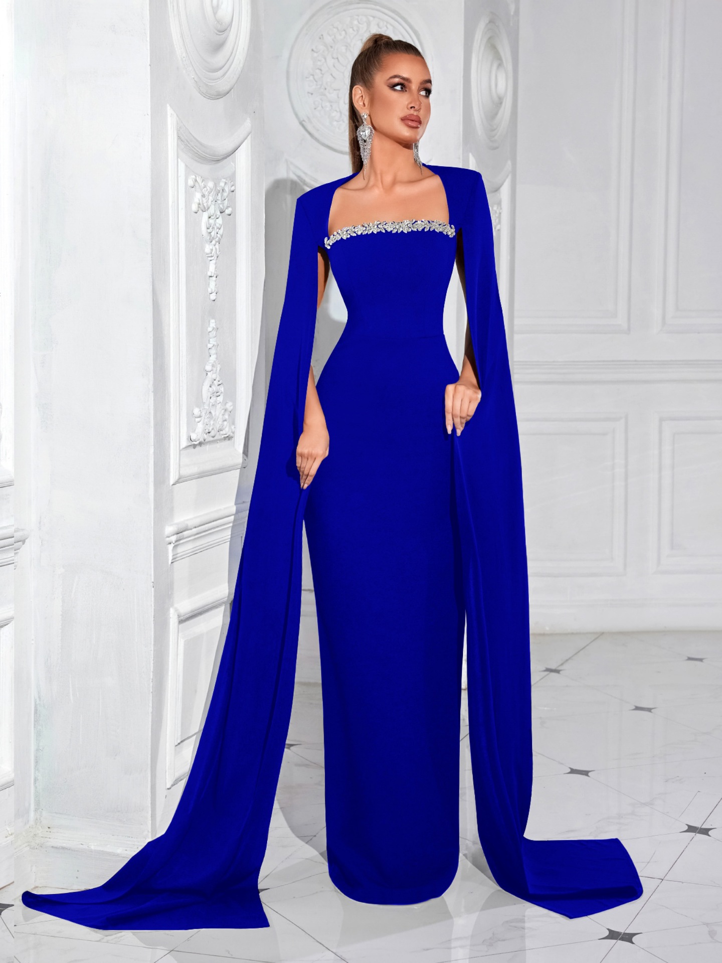 2025 New Modern Royal Blue Evening Formal Dress Boat Neck Cap Sleeves Crystal Beading Satin Long Sheath Prom Pageant Party Gowns Robe De Soiree