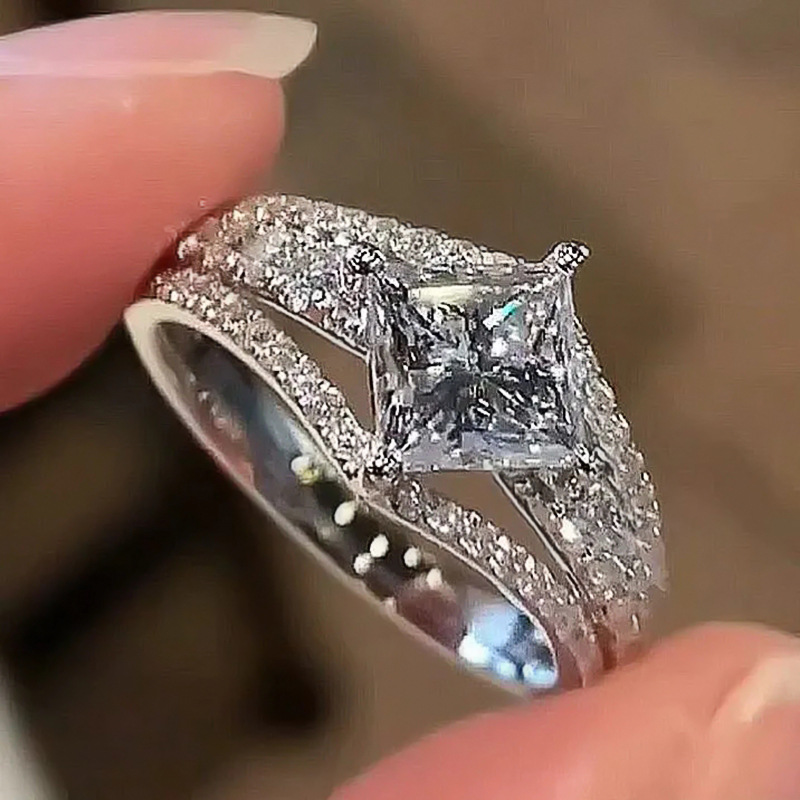 Choucong Brand New Sparkling Wedding Rings Luxury Jewelry 925 Sterling Silver Fill Princess 5A Cubic Zircon CZ Diamond Gemstones Party Eternity Wome