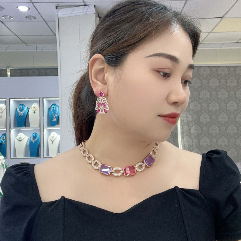 Designer Collection Dinner Party Earrings Necklace Inlay Cubic Zircon Diamond Pink Purple Square Pendant Plated Gold Wide Chain Jewelry Sets