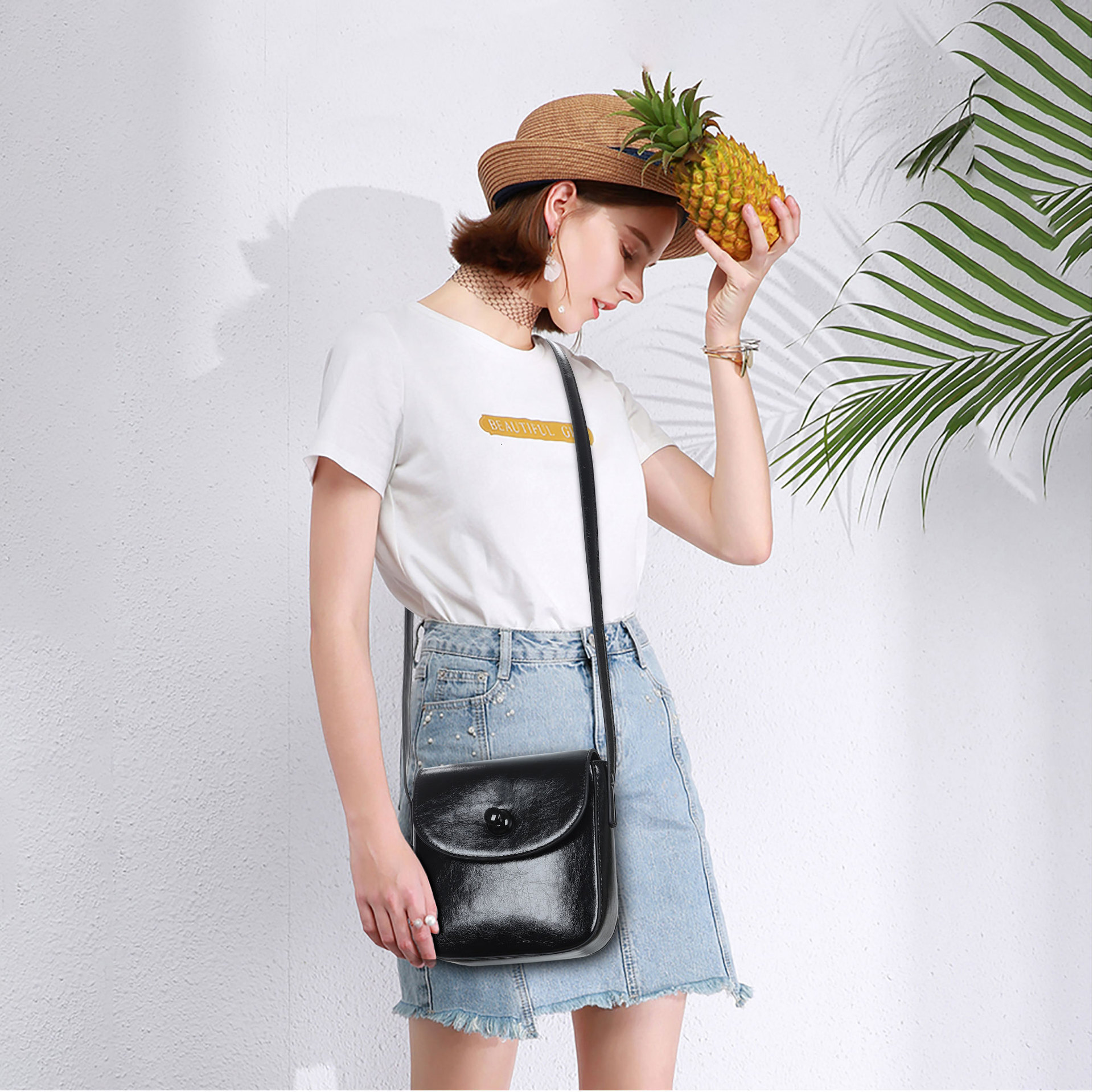 Burgundy Record Small Women, Solid Color Simple Black Crossbody Bag, Affordable Versatile Shoulder Bag for Students