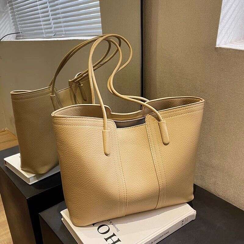 Large-capacity Female 2023 New All-match Fashion Shoulder Bag High-level sense college students commuting tote bag