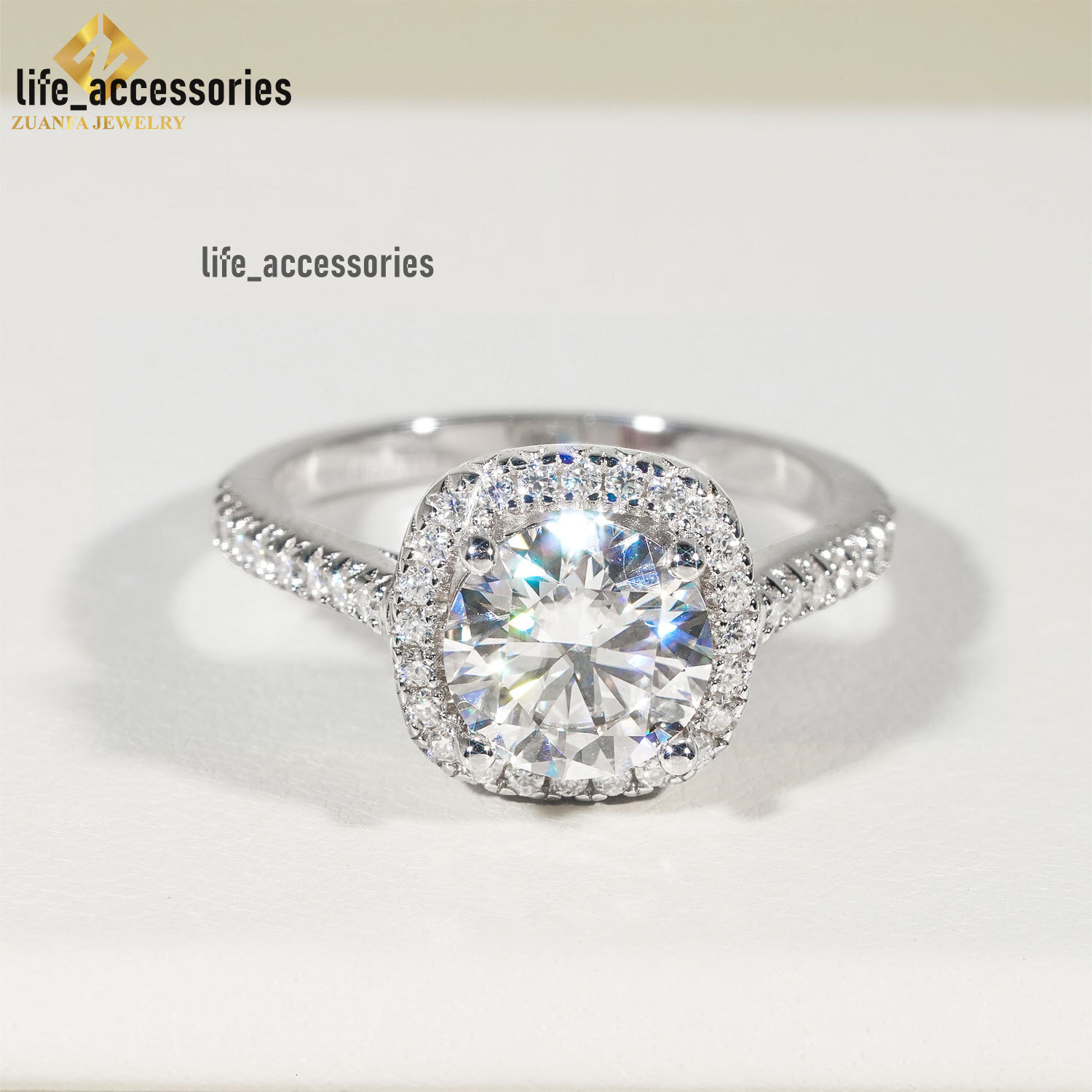 New Design 925 Silver Cushion Cut Moissanite Ring Custom Fine Finger Moissanite Fashion Wedding Ring Women