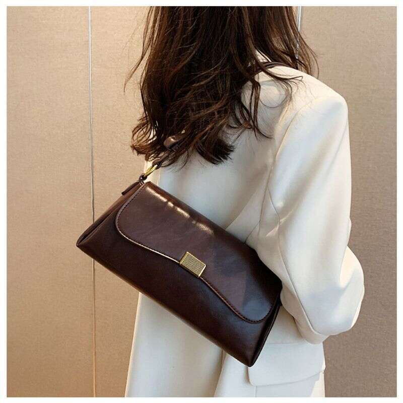 High End Handbag With Large Capacity New Trendy Fashionable Women's Crossbody Niche Autumn And Winter Single Shoulder Armpit Bag