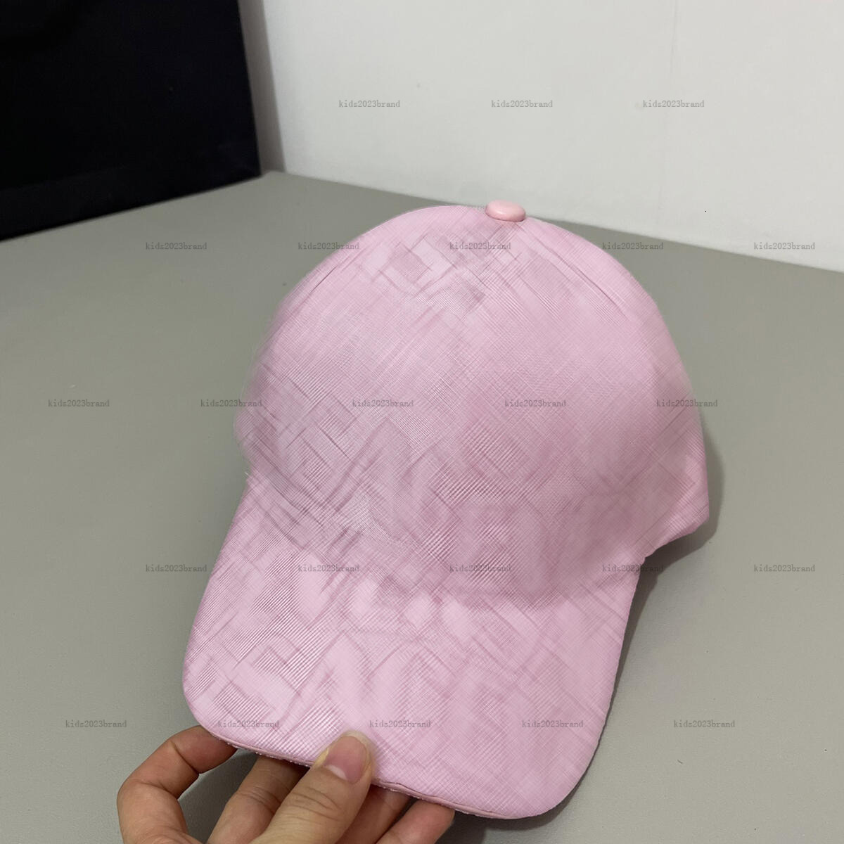 New child Ball Cap Full letter printing boys girls Sun protection hat kids fashion accesories High quality baby caps A359X10N075