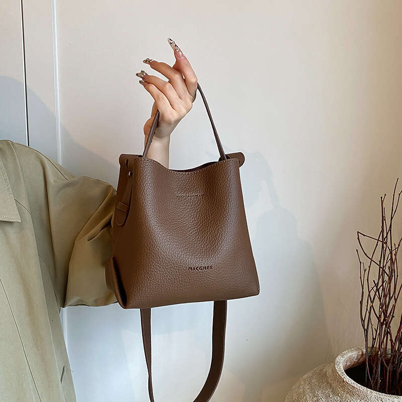 Lychee Pattern Handbag for Women, New Trendy Niche Bucket Bag, Versatile Ins Style Single Shoulder Crossbody Bag