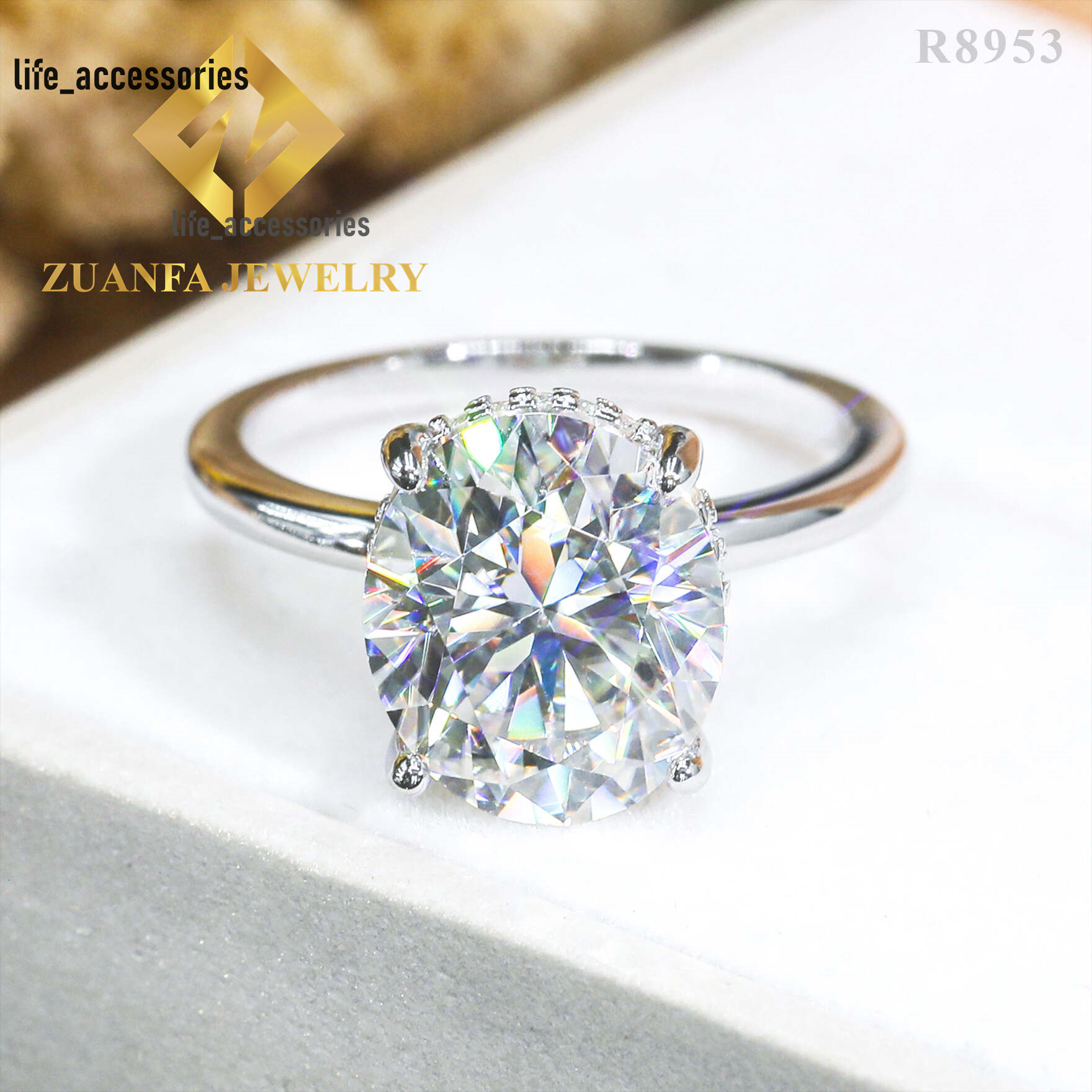 Hot Sale Simple Design Oval Cut halo Moissanite Diamond Ring 925 Silver Gold Plated Moissanite Engagement Rings for Women