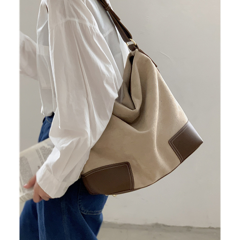 Commuter for Women New Trendy Fashion Tote Versatile Ins Style Large Capacity Shoulder Bucket Bag