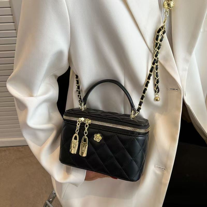 Women Fashion Box Bag Single Shoulder Bag Mouth Red Envelope Handbag Make Up Cosmetic Bags