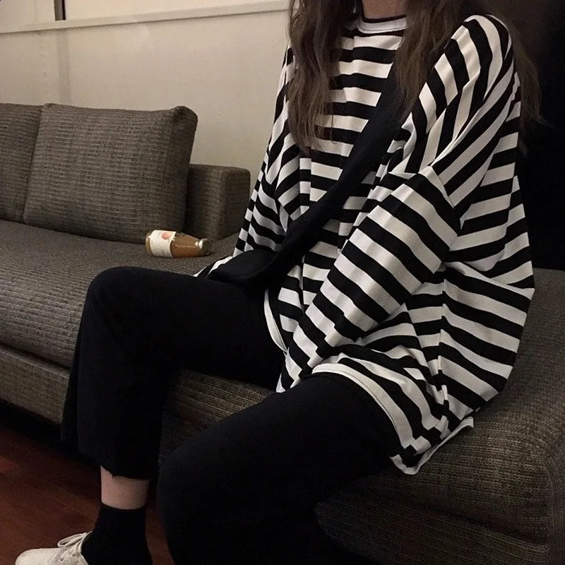 Autumn Year Ins Black And White Striped Early Autumn Loose Long Sleeve TShirt Womens Top250828