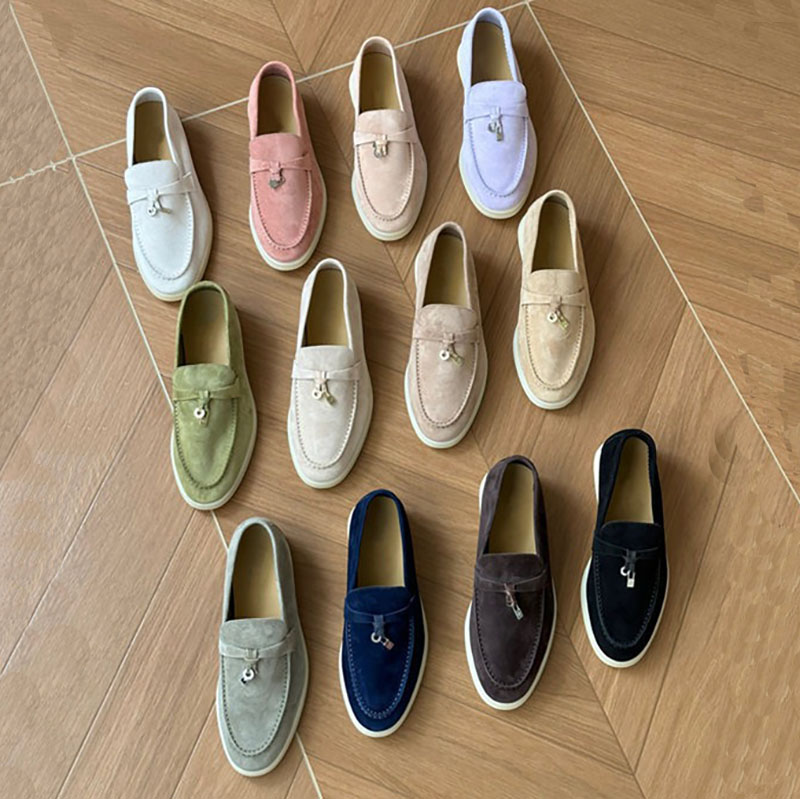 Chaussures designer Summer Walk Charms en suède Mobord Loafer Pouetter les femmes pantoufles chaussures plates marques MAN MOLIES SLIPS SUR LES F