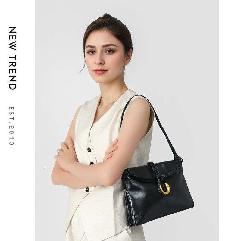 High-End Saddle Crossbody Versatile Cowhide Guangzhou Underarm Genuine Leather Women's Bag