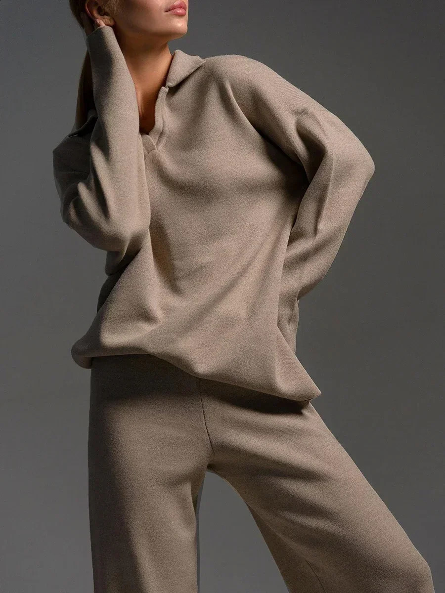 Bornladies Winter Thick Women Knitted Suits Soft 2 Pieces Sets Female Polo Neck Sweater Wide Leg Pants Knitted Outfit 250827