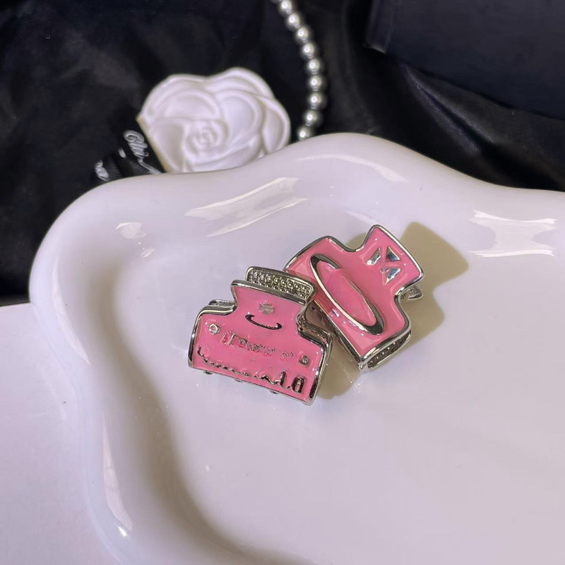 New Metal High-end Style Small Hairpin with Enamel-dipped Letter Saturn Hairpin Light and Luxurious European-style Hairpin with A Touch of Elegan-image-1072894080