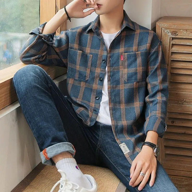 Long Sleeve Mens Shirt and Blouse Cargo Clothes with Pocket Plaid Male Top Button Aesthetic Sleeves Fashion 2024 Vintage 250828