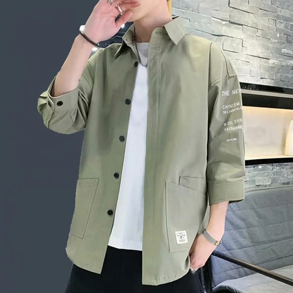 Japanese Style Casual Jacket Men Shortsleeved Shirt Mens Cargo Coat with Turndown Collar Three 250828