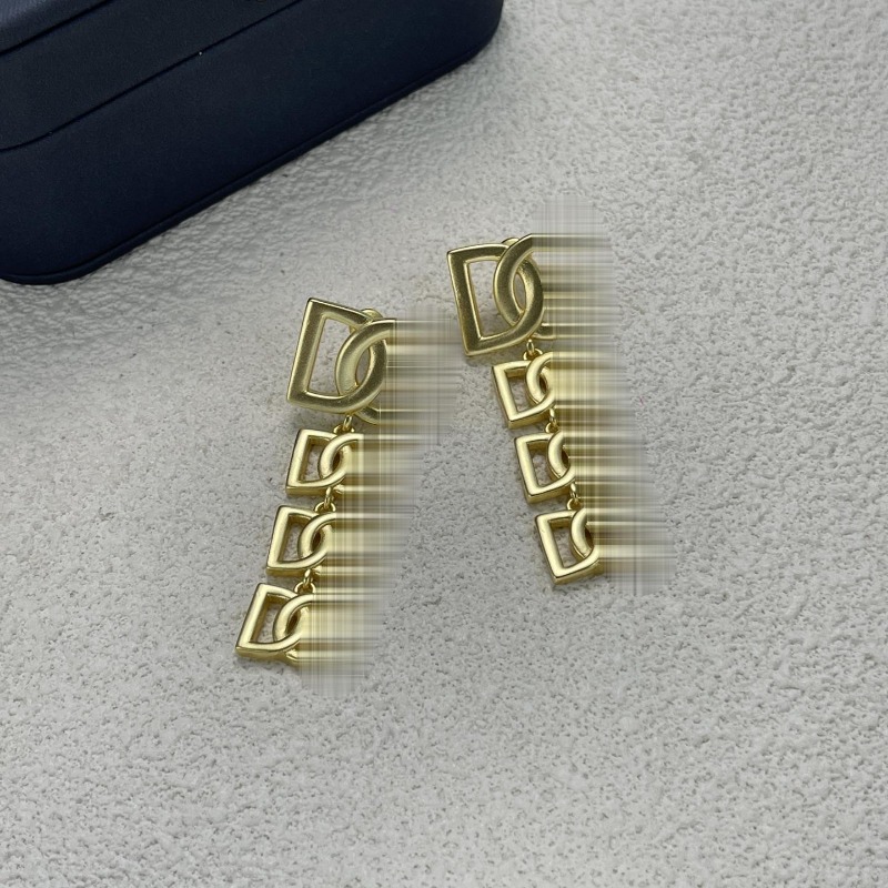 New Designed Tassels letters tassel earring gold Copper gold Plated ear studs hoops fashion Designer Jewelry For Woman