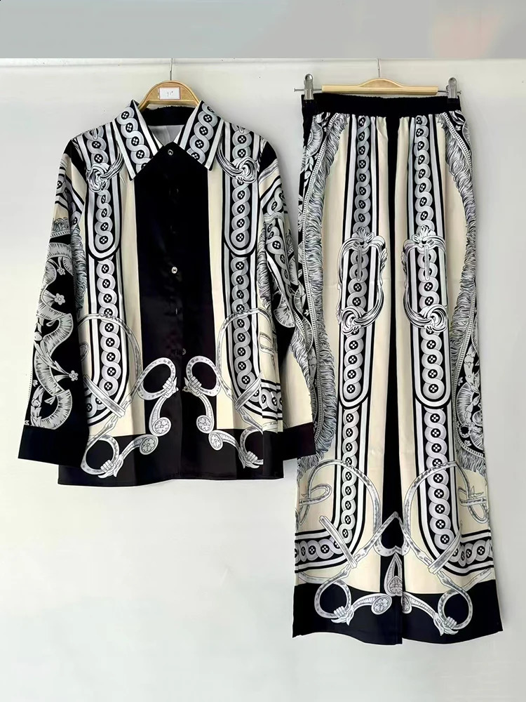 2025 Spring womens retro geometric print lapel loose longsleeved shirt twopiece elastic waist wide leg pant suit 250828