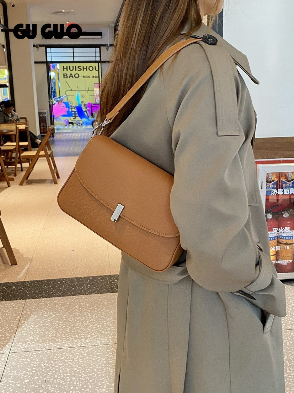Free Shipping New Designer Bag Genuine Leather Women's Bag Versatile Small Square Bag Top Layer Cowhide High-end Feel Underarm Bag Shoulder Bag