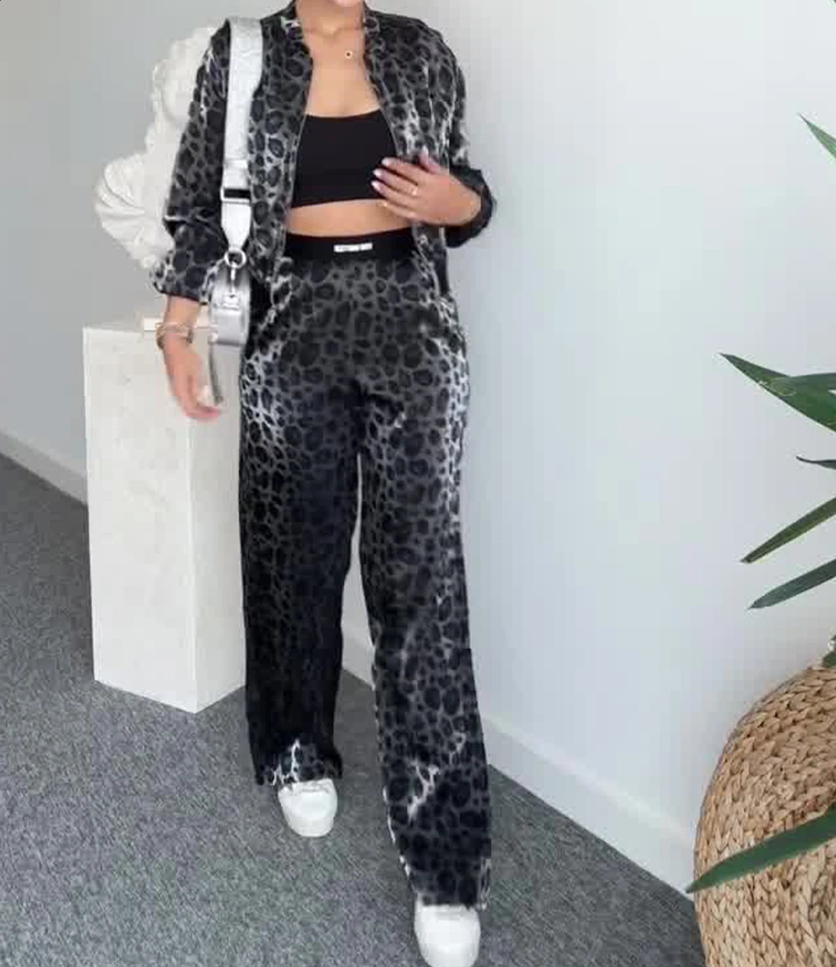Two Piece Set Womens Clothing Autumn and Winter Style Printed Long Sleeve Top and Wide Leg Pants Fashion Suits Y2k 250828