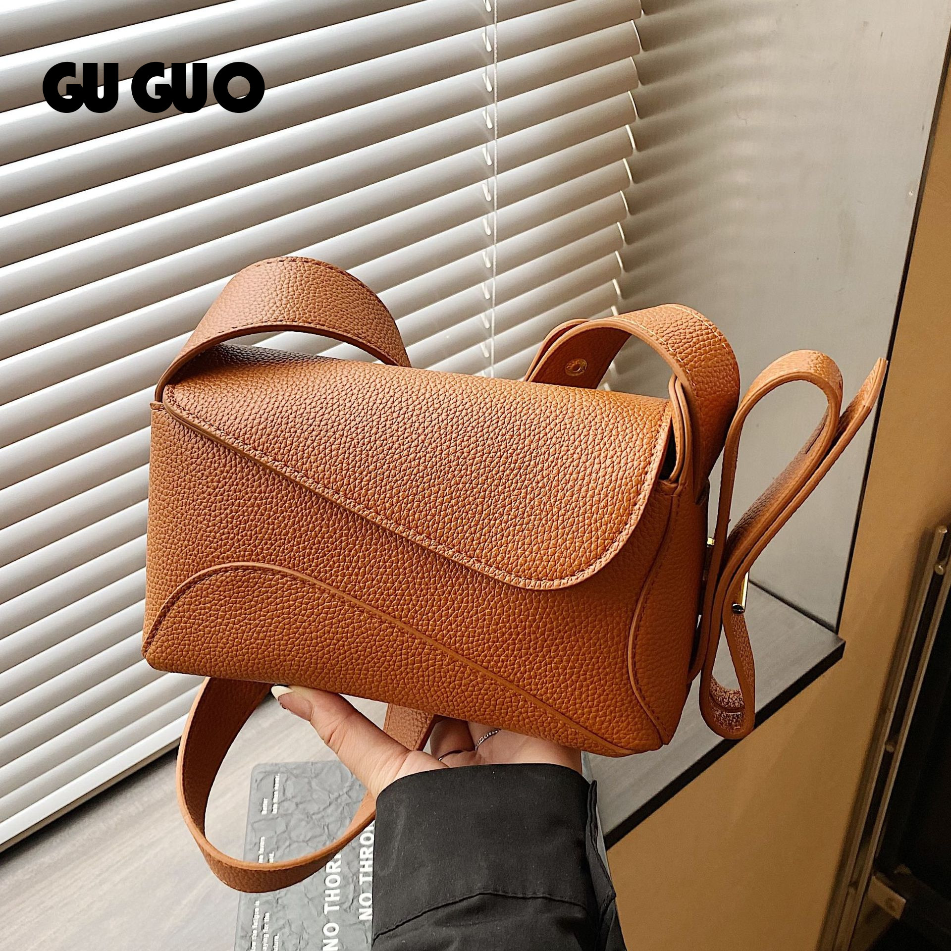 Free Shipping New Designer Bag High-end Lychee Pattern Pillow Bag Patchwork Women's Shoulder Boston Bag Wide Shoulder Strap Crossbody Small Squ