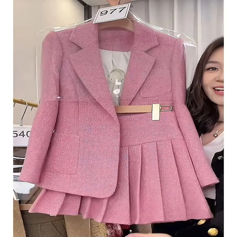 Spring Fashion Elegant 2 Pieces Sets Women Suit Jacket Stitching Loose Tops Pleated Skirt Office Lady Twopiece Set 250828