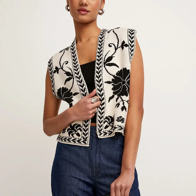 Lamuusaa Sweater Vest Women Vintage Clothes Floral Print Sleeveless Cardigan Tops Knitted Waistcoat y2k Clothing Streetwear 250828