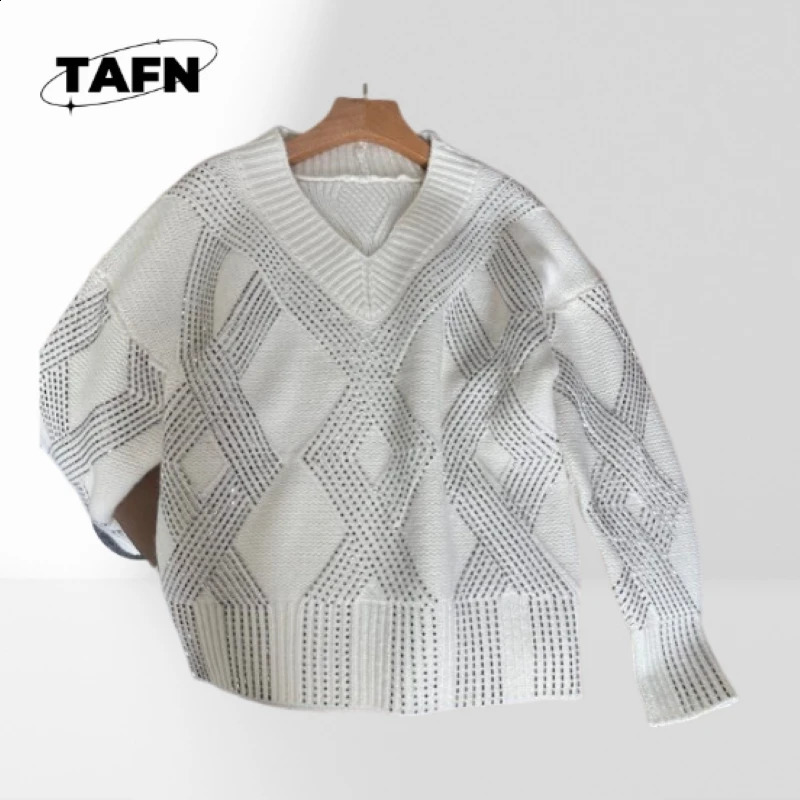 Nice AllMatch Fashion Simple and Comfortable Advanced Texture Soft and Breathable Cashmere Knit Sweater AF1004 250828