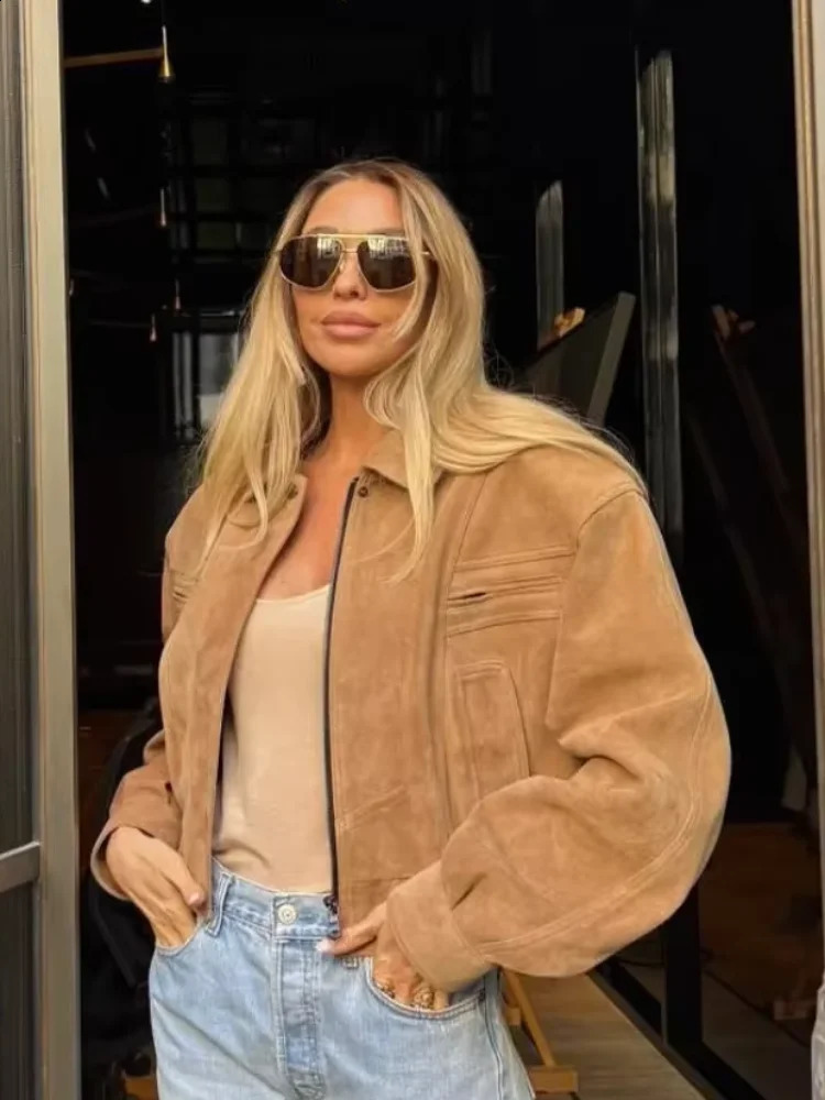 Elegant Camel Cropped Suede Jacket Women Lapel Full Sleeve Pocket Zipper Short Coat Causal Autumn Lady Daily Streetwear 250815