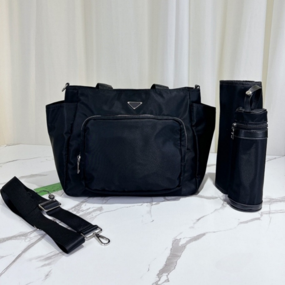 Designer Diaper Bags Waterproof Mummy Diapers bag Infant Dry Bag Zipper Print Backpack Messenger Nappy Stackers Maternity Multi-function baby 3 set