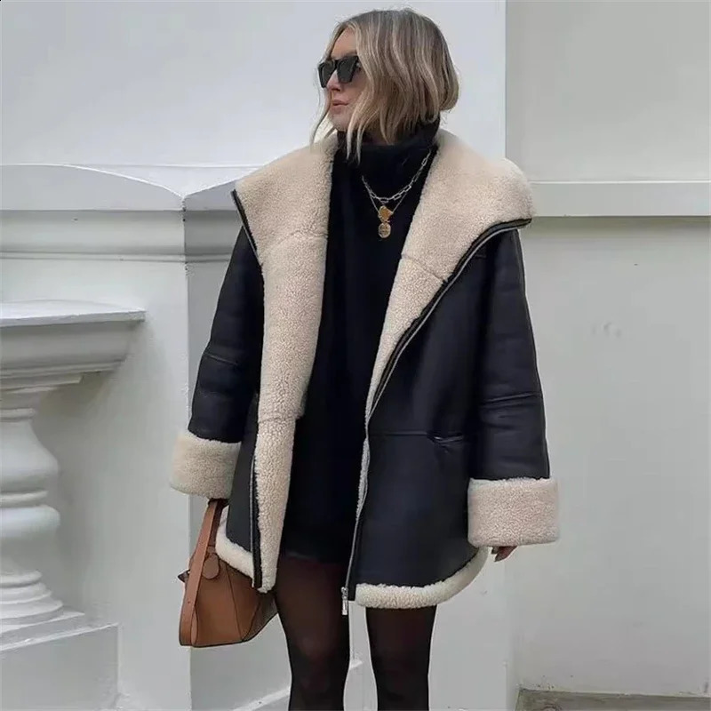 Autumn and Winter Womens Cashmere Collar Composite Leather Jacket Y2k High Quality Comfortable Casual High Collar Jacket 250828