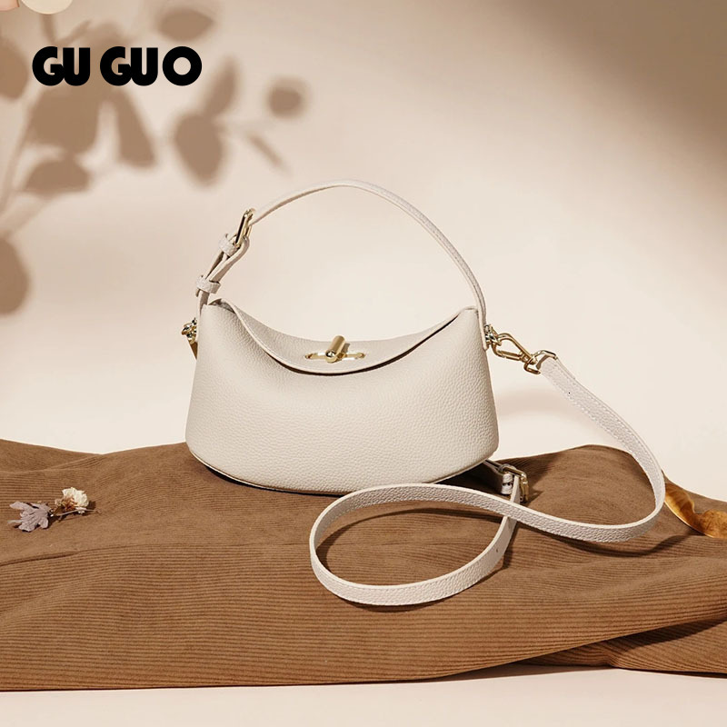 Free Shipping New Designer Bag 2025 Lightweight Casual Single Shoulder Bag Genuine Leather Fashion Simple Women's Crossbody Bag Cowhide Versati