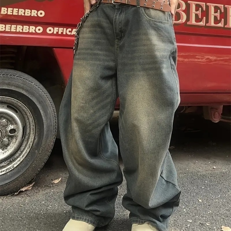 Mens American casual jeans loose straight not easy to deform comfortable to wash solid color can be worn in all seasons250828