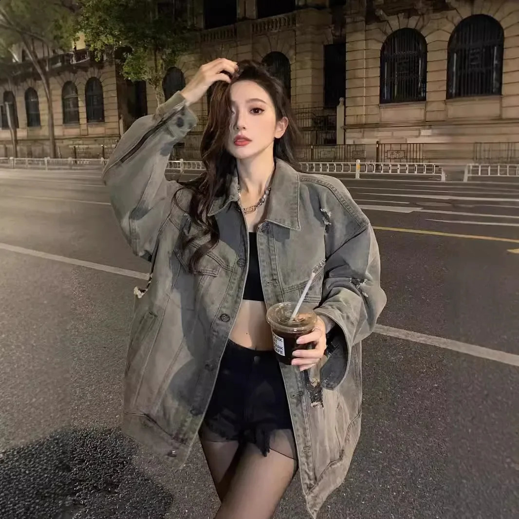 Trendy Vintage Womens Denim Jacket Spring Autumn Loose Fit American Style Washed Outwear Casual Ripped Top 250828